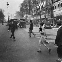 AUTOR DESCONOCIDO. Vista de una calle de París. 1925. ES.462508.ADPV/Colección Ferran Belda, imagen nº 06210