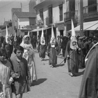 AUTOR DESCONOCIDO. Procesión de la Semana Santa Marinera en el barrio del Cabañal de Valencia. 1927. ES.462508.ADPV/Colección Ferran Belda, imagen nº 06252