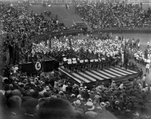 AUTOR DESCONOCIDO. Certamen de bandas de música en la plaza de toros de Valencia. Valencia. 1925. ES.462508.ADPV/Colección Ferran Belda, imagen nº 06234