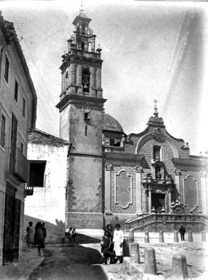 AUTOR DESCONOCIDO. Vista parcial de la iglesia de la Asunción de Nuestra Señora de Benaguasil. Benaguasil. 1925. ES.462508.ADPV/Colección Ferran Belda, imagen nº 06390
